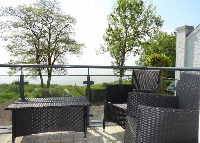 Schoene Aussicht Appartement Orth